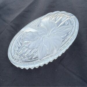 Studio Nova Iris Delight Oval Covered Glass Trinket